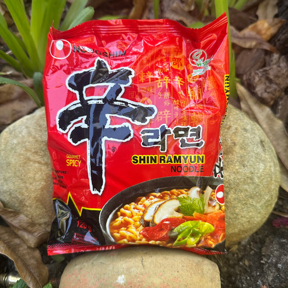Shin Ramyun Ramen Noodles (Spicy) (120g)