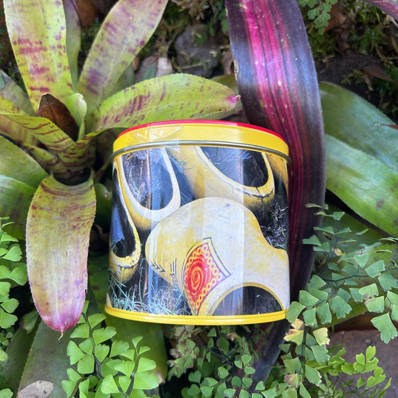 Blikjes Stroopwafels (8-pack in tin) - Holland Clocs - The Deli