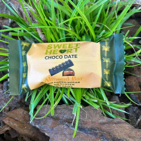 Almond Choco Date Bar (45g) - The Deli