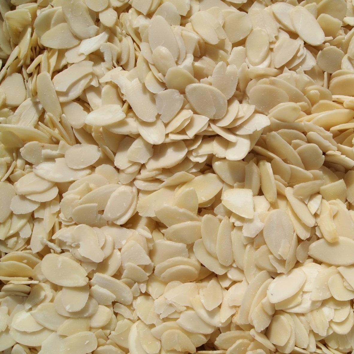 Almonds Flaked (1kg) - The Deli