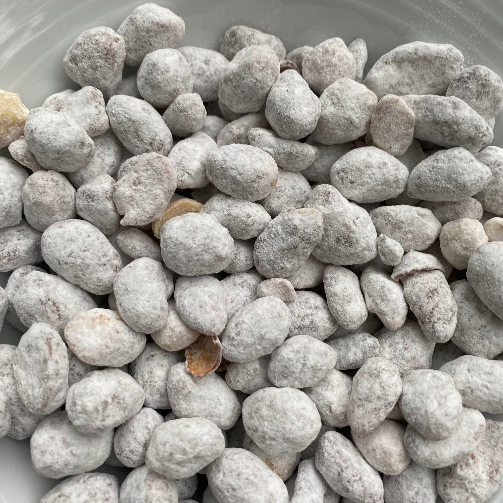 Yoghurt Coated Peanuts (1kg) - The Deli